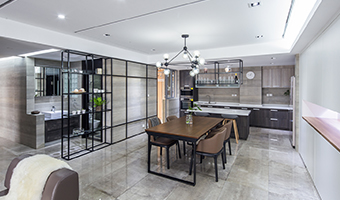 整木定制裝修現(xiàn)代風(fēng)格有什么注意事項(xiàng)？