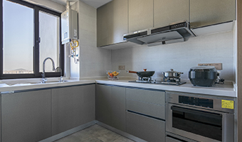 設(shè)計(jì)櫥柜門時(shí)有哪些要注意的事項(xiàng)？