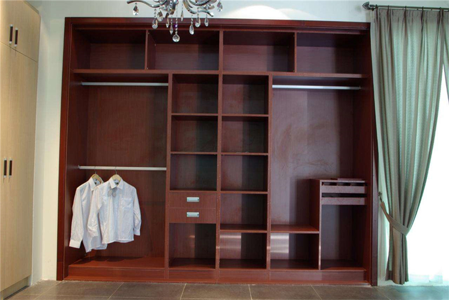 定制衣柜多少錢？?jī)r(jià)格怎么算？(圖2)