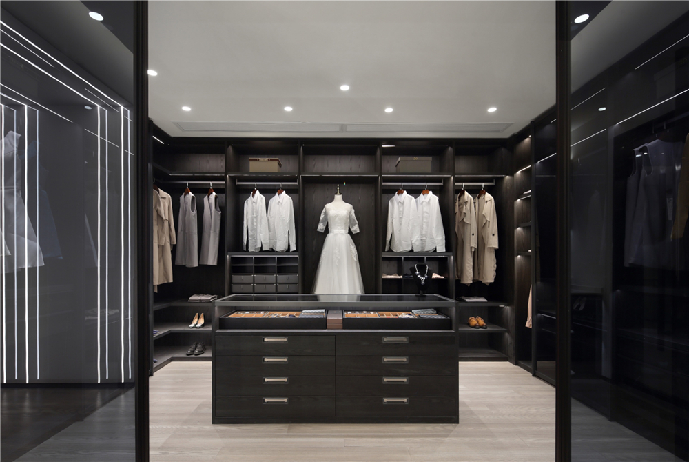 整體衣柜加盟代理注意事項(xiàng)？(圖1)