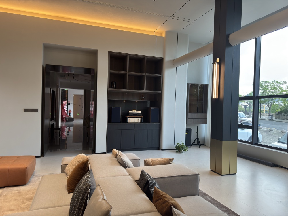 品尊工匠整木定制開(kāi)化展廳(圖4) 4.jpg